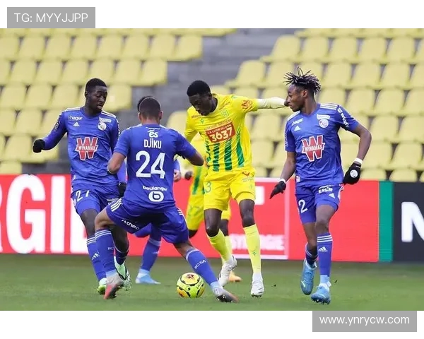 法甲比赛中的战术布置与不同打法的实战对比