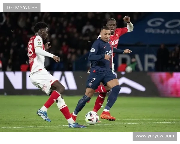 法甲马赛与巴黎圣日耳曼对抗史：法甲马赛与巴黎圣日耳曼的经典对抗